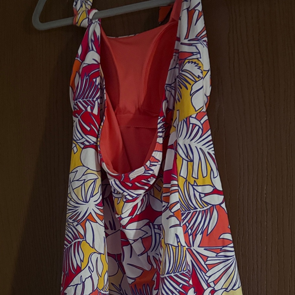 Land’s End Vibrant Tropical Leaf Print bathing suit swim dress - Picture 5 of 13